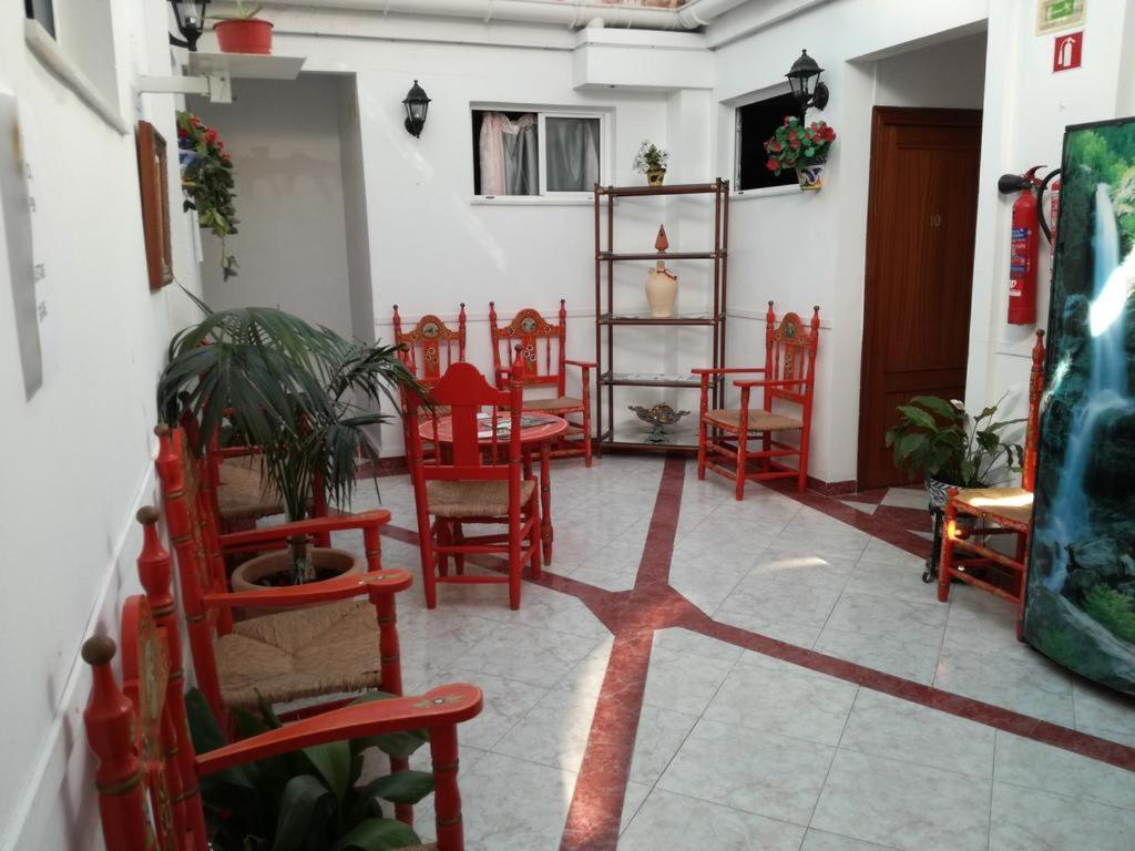 Pension Hidalgo 1 Utrera Esterno foto